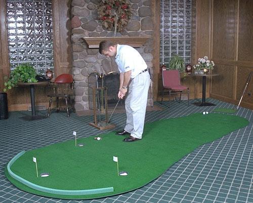 Could you cut a putting mat to 4' x 11' ?